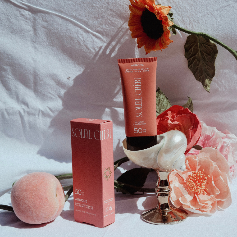 "Aurore", Crème visage légère SPF50 à l'acide hyaluronique et teintée.